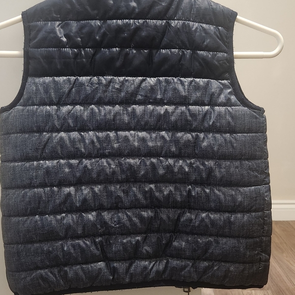 Calvin klein kids vest 3t - Picture 2 of 4